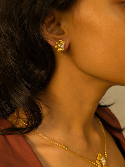 Pankhuri Studs