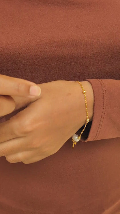 Paired Pearl Bracelet