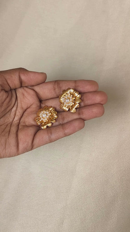Mumma Bloom Studs